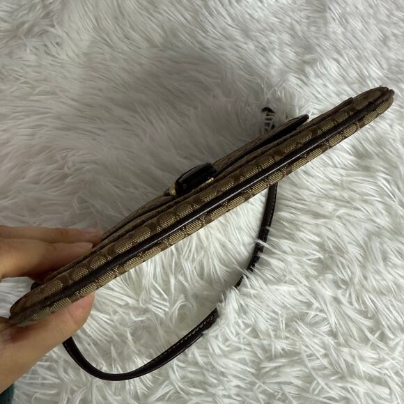 COACH y2k Soho Brown Signature Canvas Wristlet - Picture 3 of 8